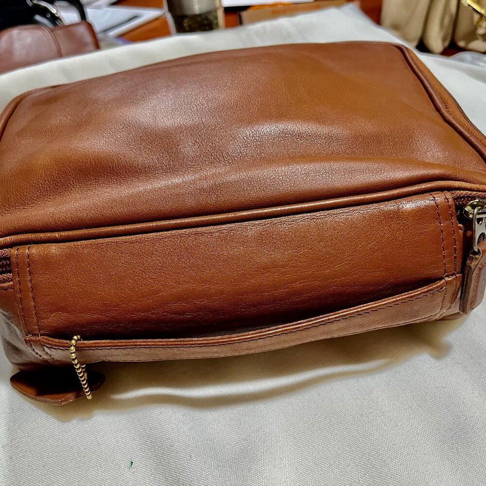 1990 Vintage Coach Leather Dop kit or Cosmetic Traveler -GUC - Picture 5 of 9
